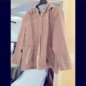 Women’s plus size fall / rain coat.  Size 3X or 24